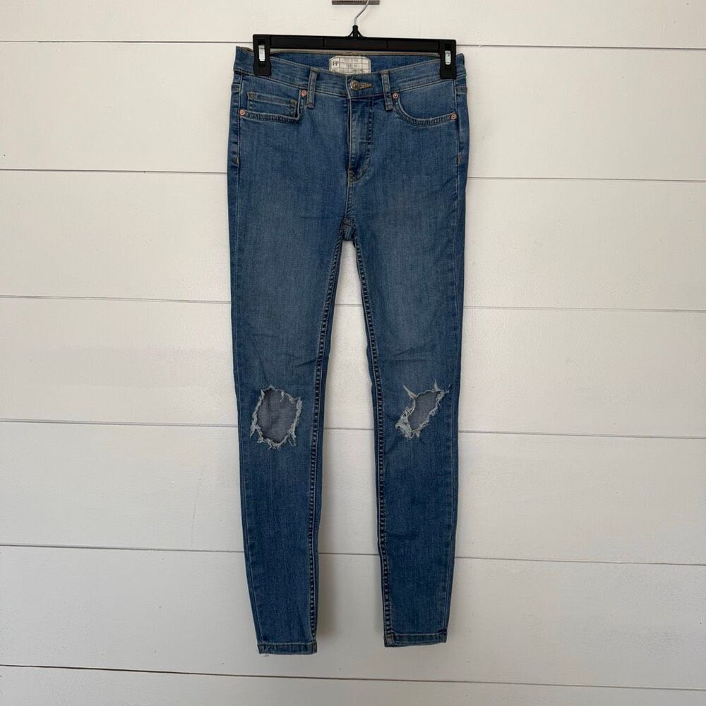 Free People Women’s 25 Blue Denim Distressed Skinny Jeans